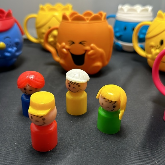Lot of McDonald's 7 mugs & 4 vintage Little People - Picture 3 of 12
